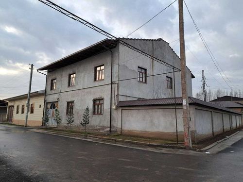 9-комнатный дом, 230 м²