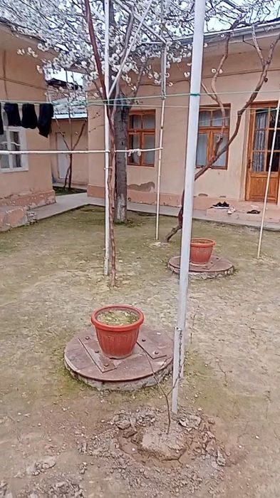 8-комнатный дом, 999 м², Ташкент, Сергелийский район, на продажу