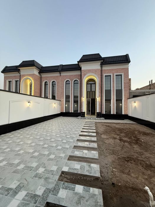 7-комнатный дом, 336 м², Ташкент, Сергелийский район, на продажу