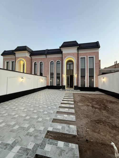 7-комнатный дом, 336 м²
