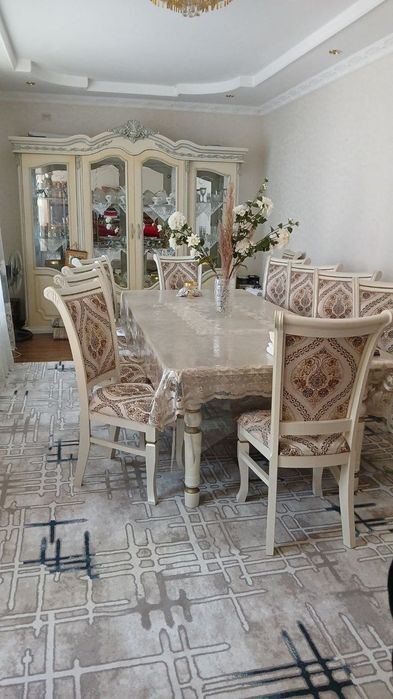 6-комнатный дом, 400 м²