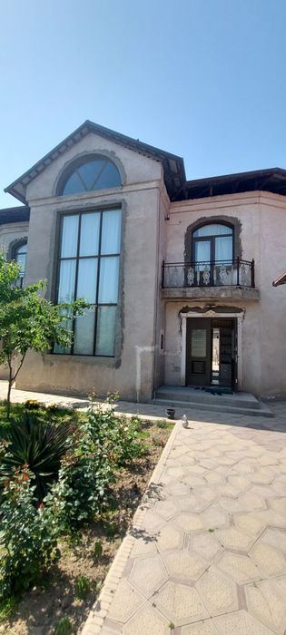 7-комнатный дом, 250 м²