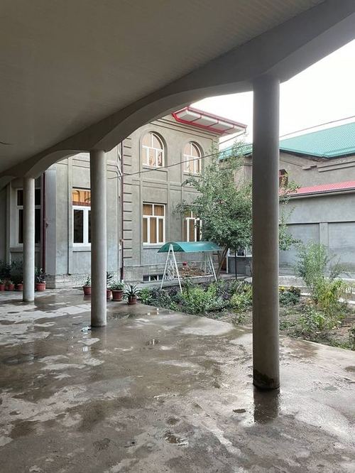 8-room house, 500 m²
