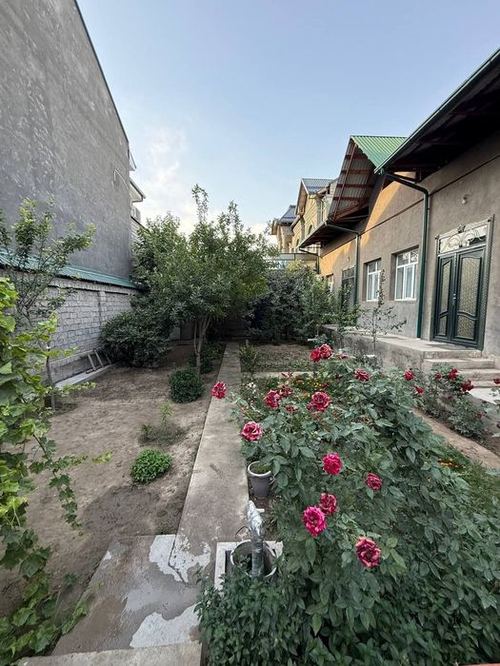 4-комнатный дом, 400 м²