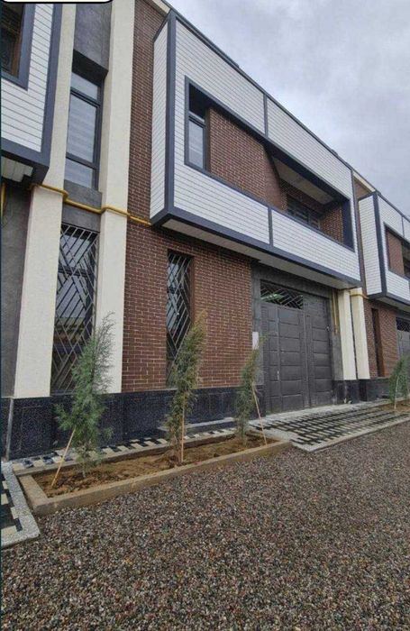 8-комнатный коттедж, 410 м²