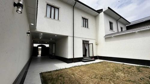 5-room house, 200 m²