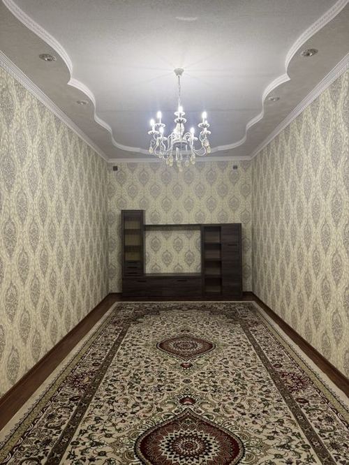 5-room house, 215 m²