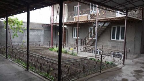 7-комнатный дом, 200 м²