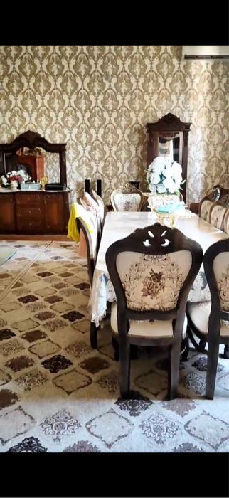 8-комнатный дом, 1100 м²