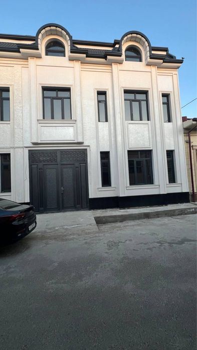 6-комнатный дом, 350 м²