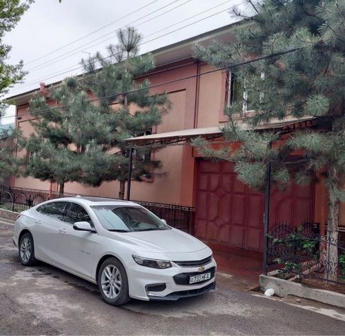 6-xonali uy, 250 m²