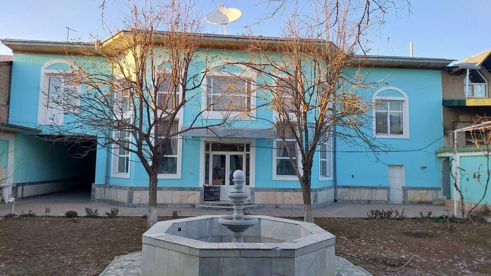 9-xonali uy, 600 m², Toshkent, Sergeli tumani, sotuvga