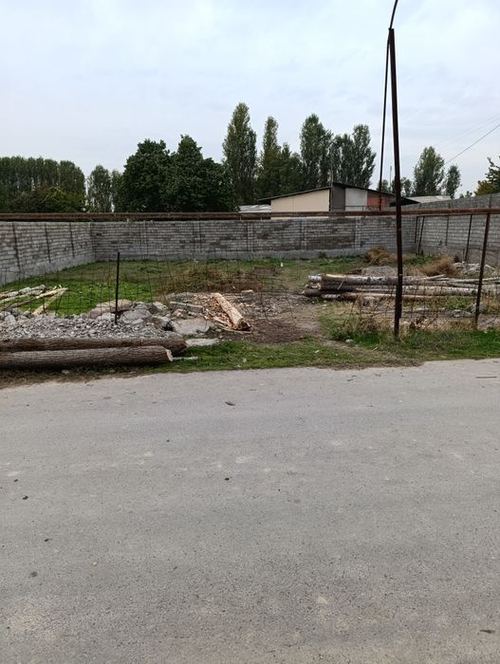 Ташкент шахарда срочно 4 соток курук ер 40 000$ сотилади