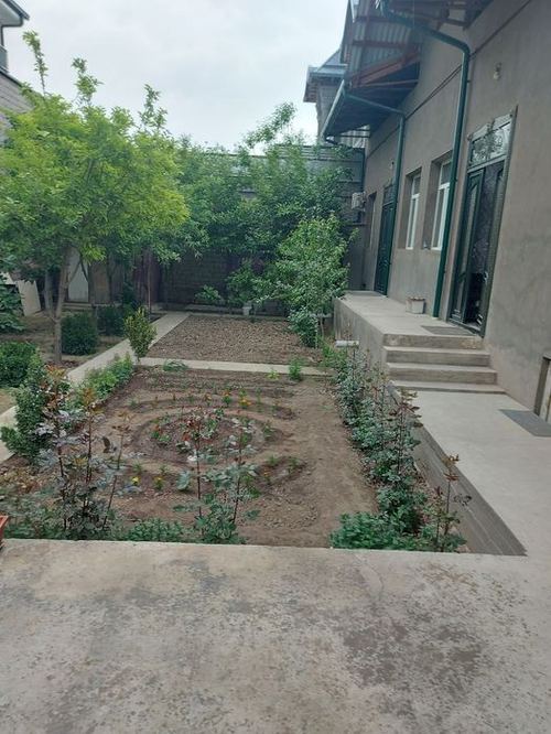 5-xonali uy, 200 m²