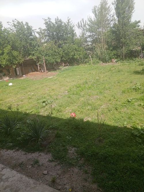 5sotoq yer sotiladi narh kelishlgan holda