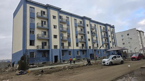4-xonali kvartira, 90 m²
