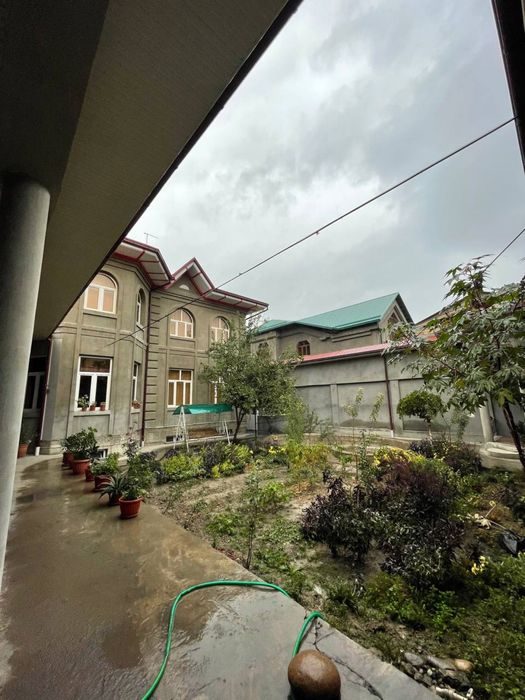 8-room house, 400 m², Tashkent, Sergeli District, for rent