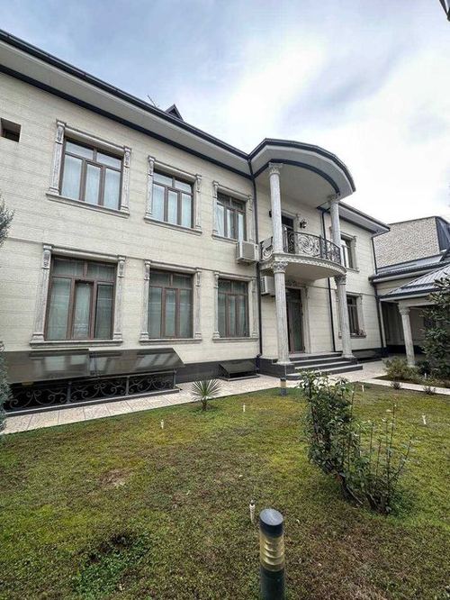 9-xonali uy, 500 m²