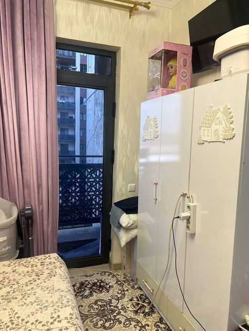 3-xonali kvartira, 70 m²