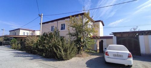 4-xonali uy, 400 m²