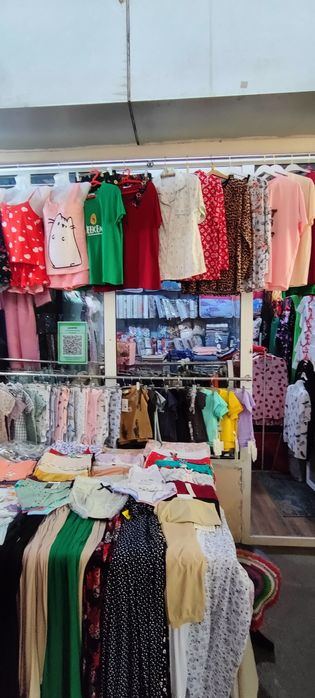 Продам магазин 3*3.  9кв. Дехкон базар сергели