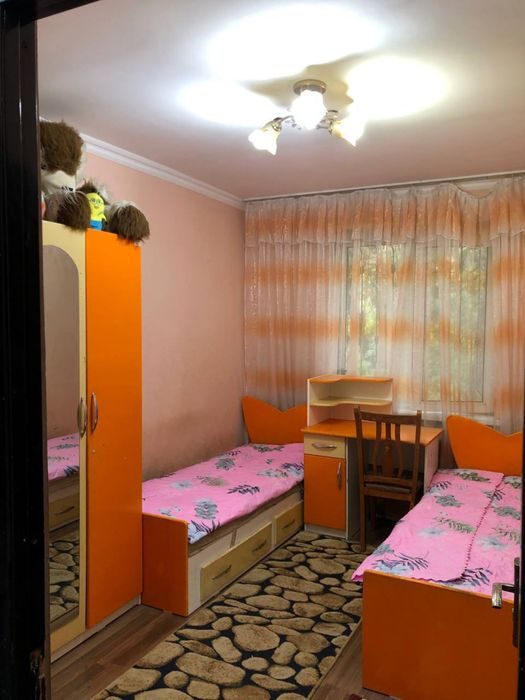 3-xonali kvartira, 70 m², Назарбек, ijaraga