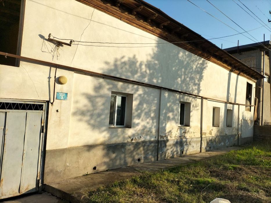 13-комнатный дом, 1100 м², Назарбек, на продажу