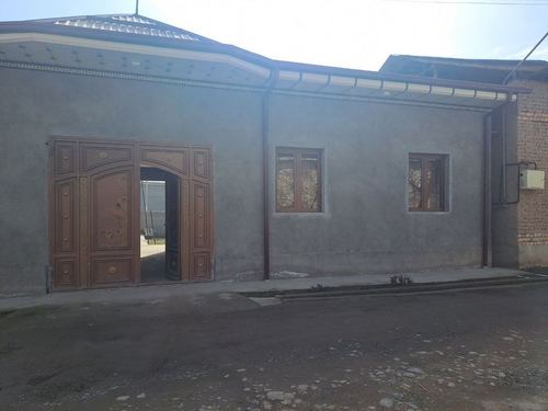 5-room house, 600 m²