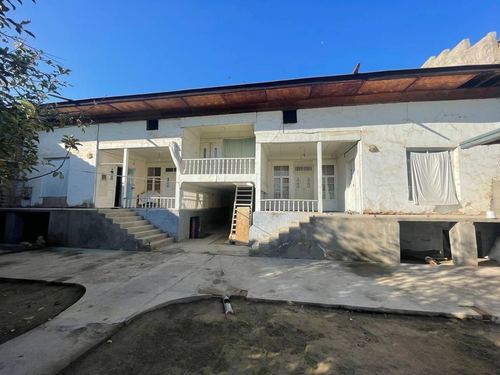 10-комнатный дом, 600 м²