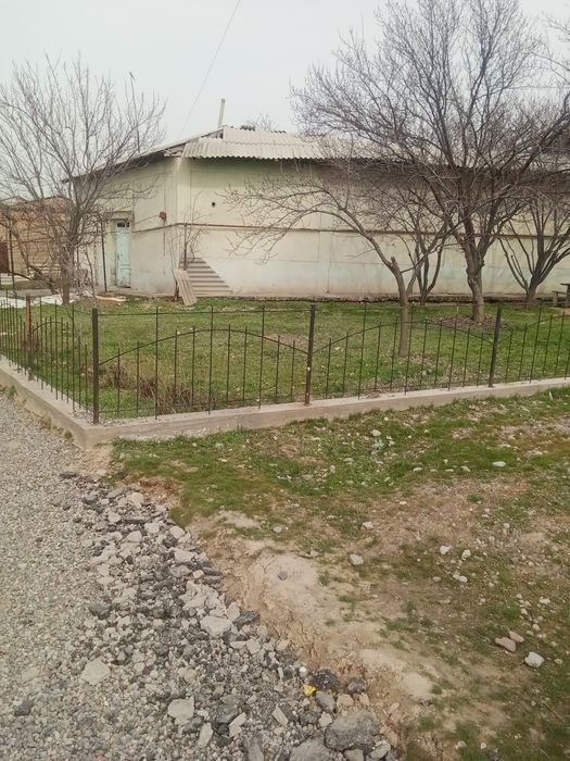 9-xonali uy, 600 m², Назарбек, sotuvga