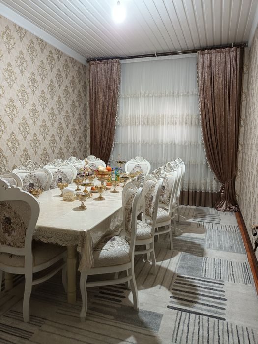 5-xonali uy, 1800 m², Назарбек, sotuvga