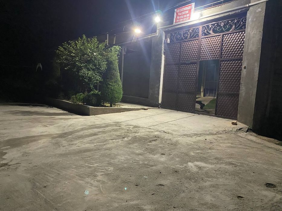 4-xonali uy, 400 m², Назарбек, sotuvga