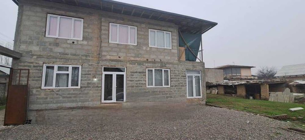 5-xonali uy, 600 m², Назарбек, sotuvga