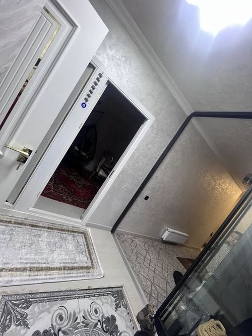 3-xonali kvartira, 80 m²