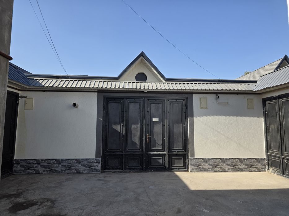4-xonali uy, 120 m², Назарбек, sotuvga
