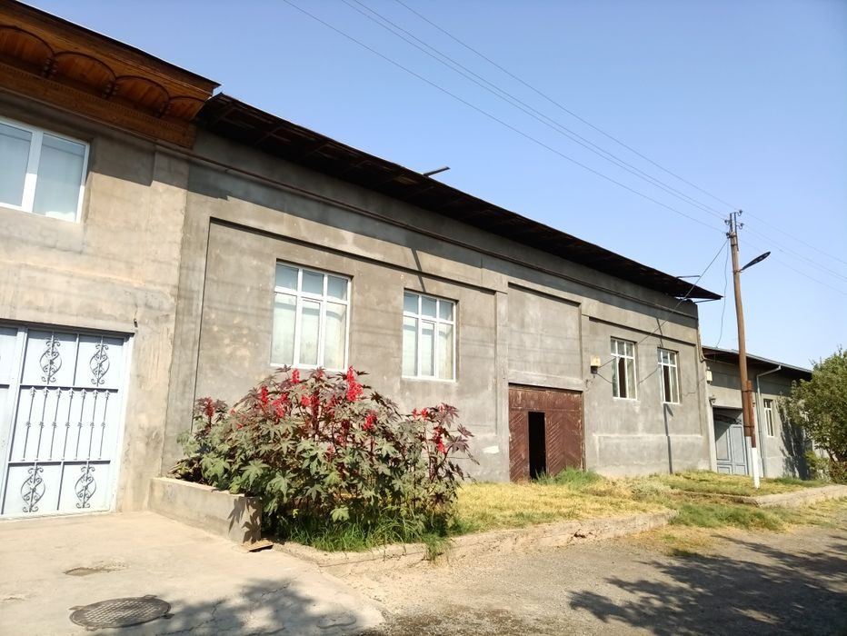 10-xonali uy, 618 m², Назарбек, sotuvga