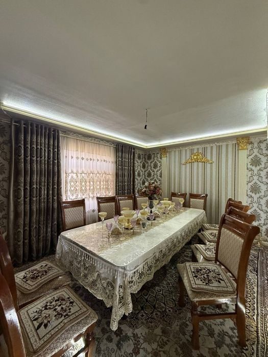10-xonali uy, 800 m², Назарбек, sotuvga