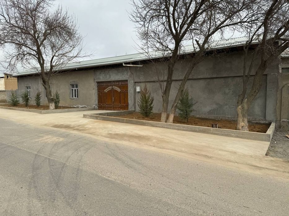 3-xonali uy, 380 m², Назарбек, sotuvga