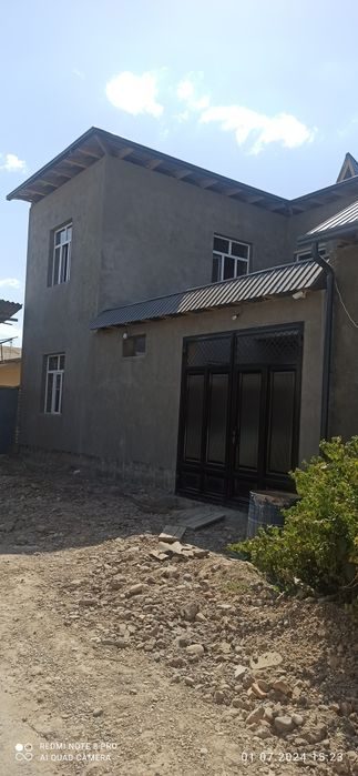 5-xonali uy, 143 m², Назарбек, sotuvga
