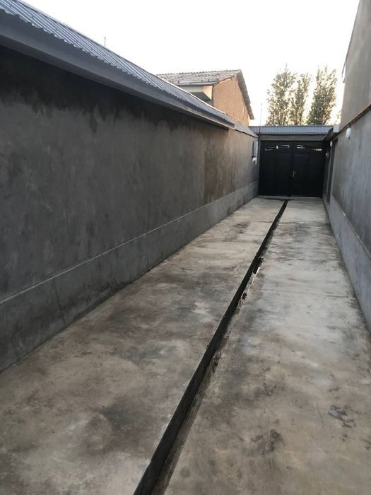 4-xonali uy, 4 m², Назарбек, sotuvga