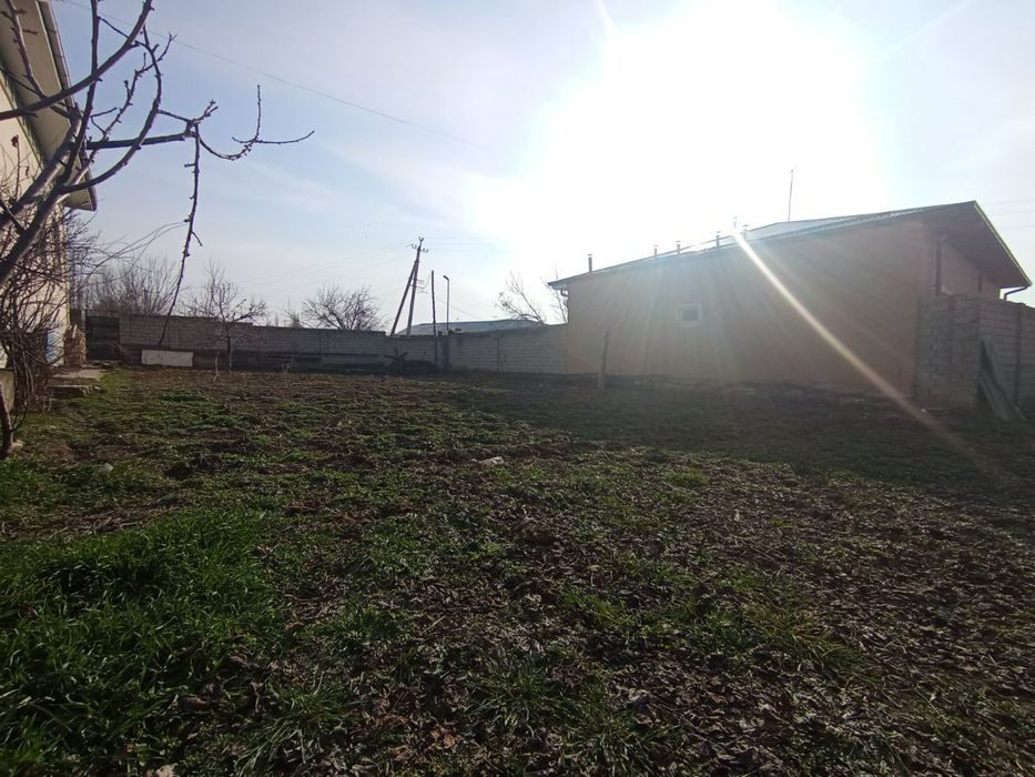 5-xonali uy, 27 m², Назарбек, sotuvga