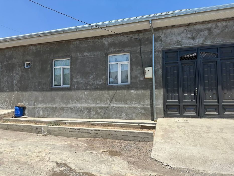 4-xonali uy, 200 m², Назарбек, sotuvga