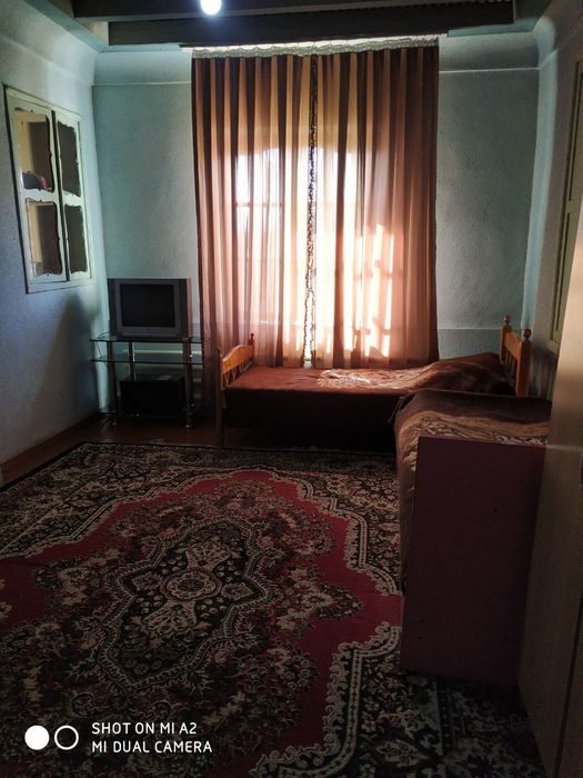 6-xonali uy, 9 m², Назарбек, sotuvga