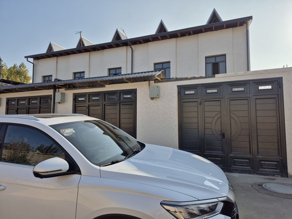 6-xonali uy, 1500 m², Назарбек, sotuvga