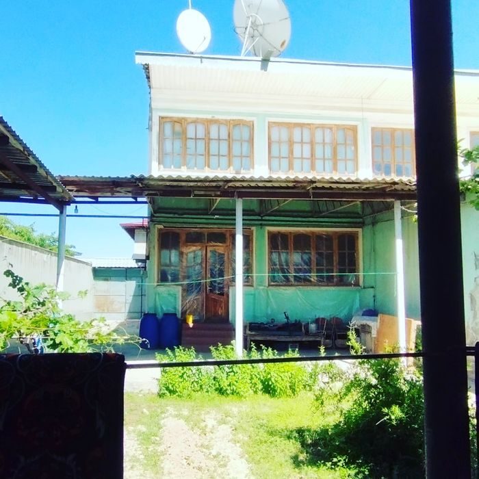 5-xonali uy, 2.8 m², Назарбек, sotuvga
