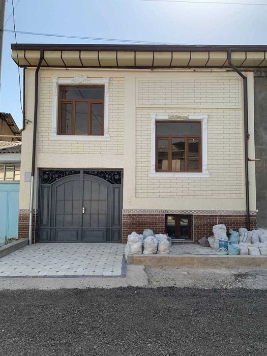 5-xonali uy, 250 m², Назарбек, sotuvga