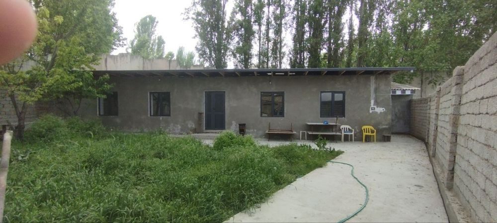 5-xonali uy, 3 m², Назарбек, sotuvga