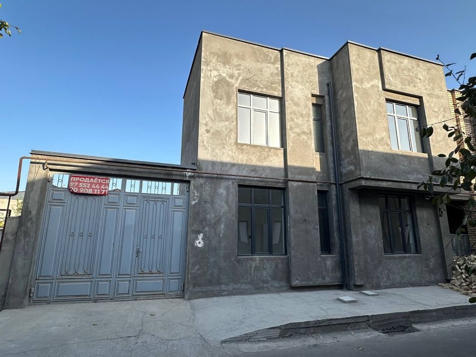 7-xonali uy, 186 m², Назарбек, sotuvga