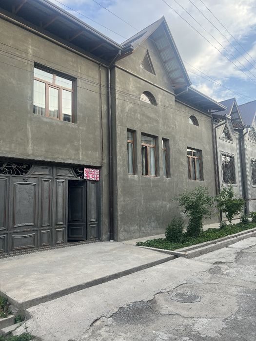 7-xonali uy, 400 m², Назарбек, sotuvga