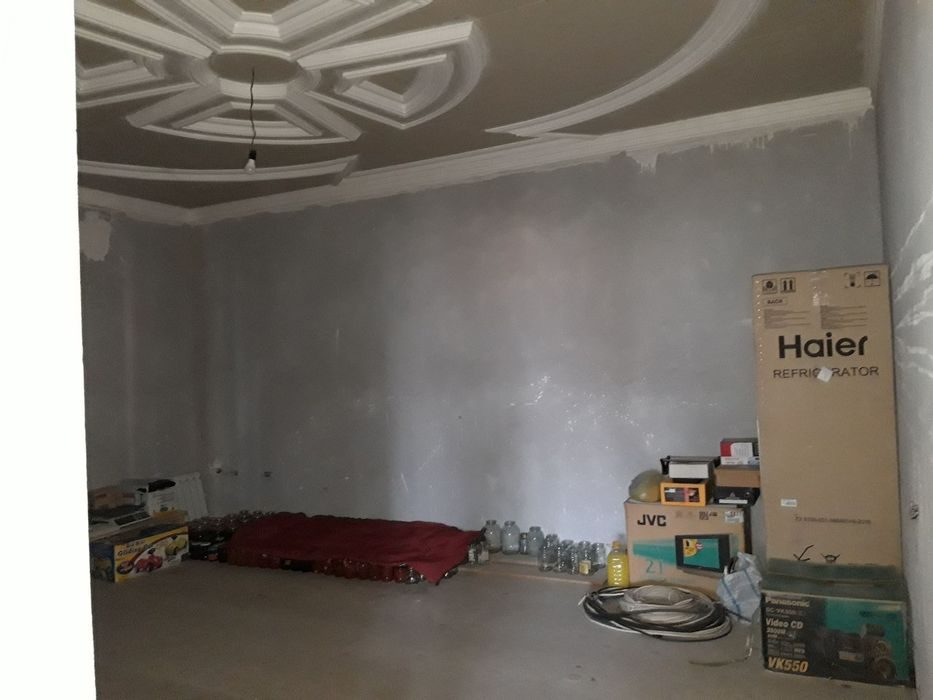 7-xonali uy, 4 m², Назарбек, sotuvga